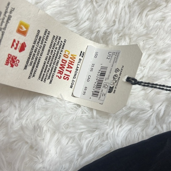 BILLABONG New Adventure Short Solid Shorts - Black - Picture 4 of 4